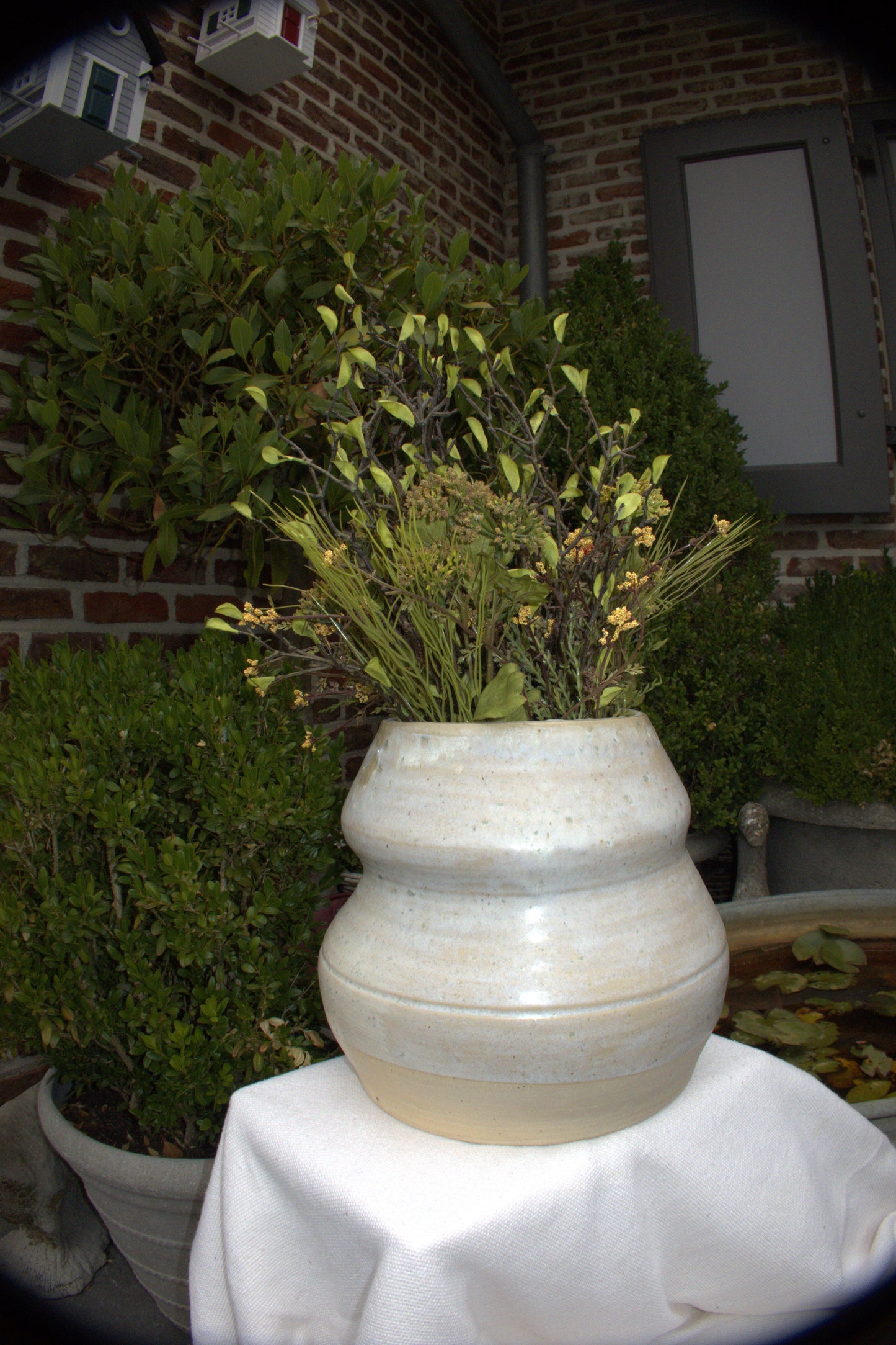 Curved Vase large – Sand