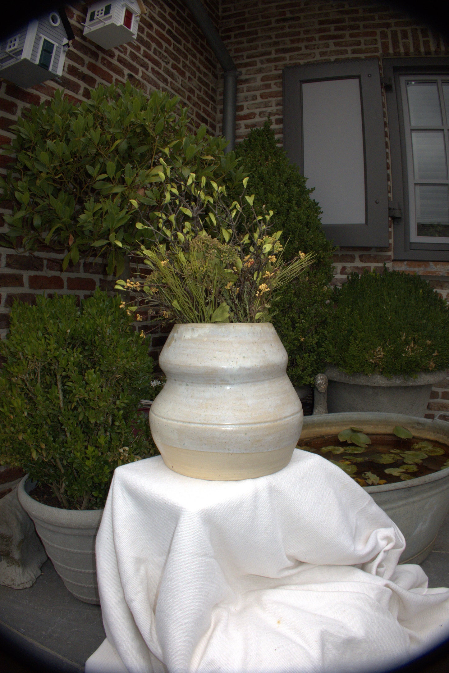 Curved Vase large – Sand