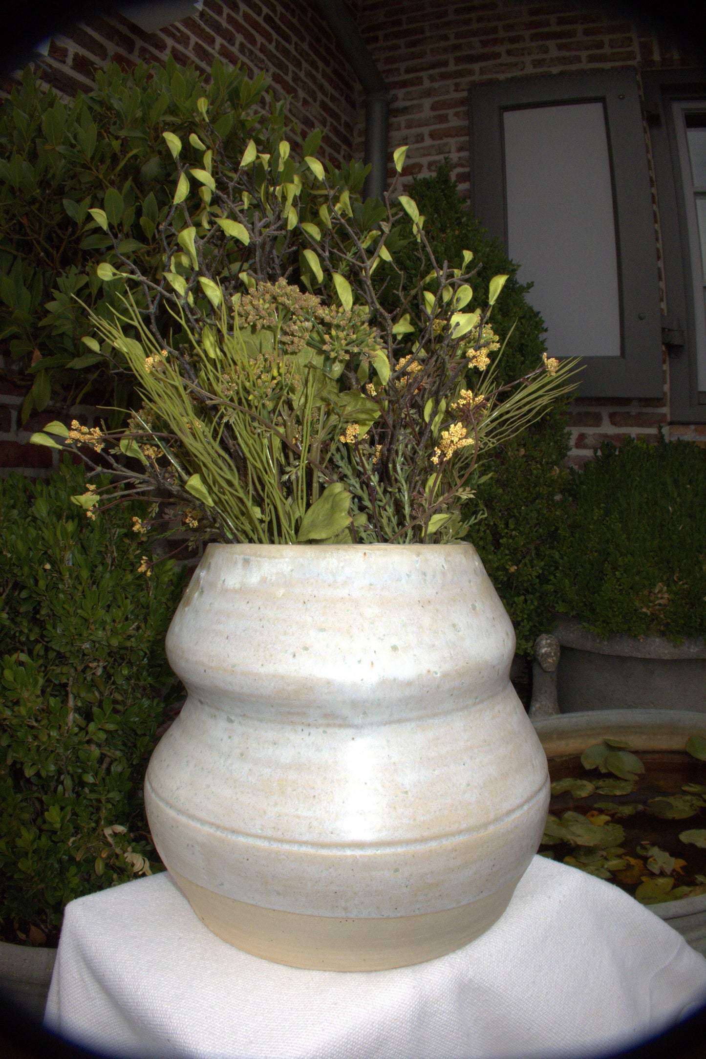 Curved Vase large – Sand