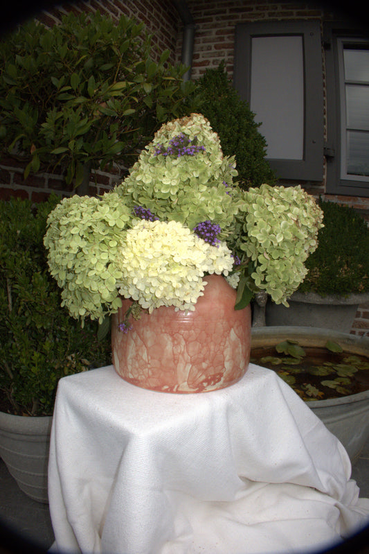 Wavy Vase – Blush