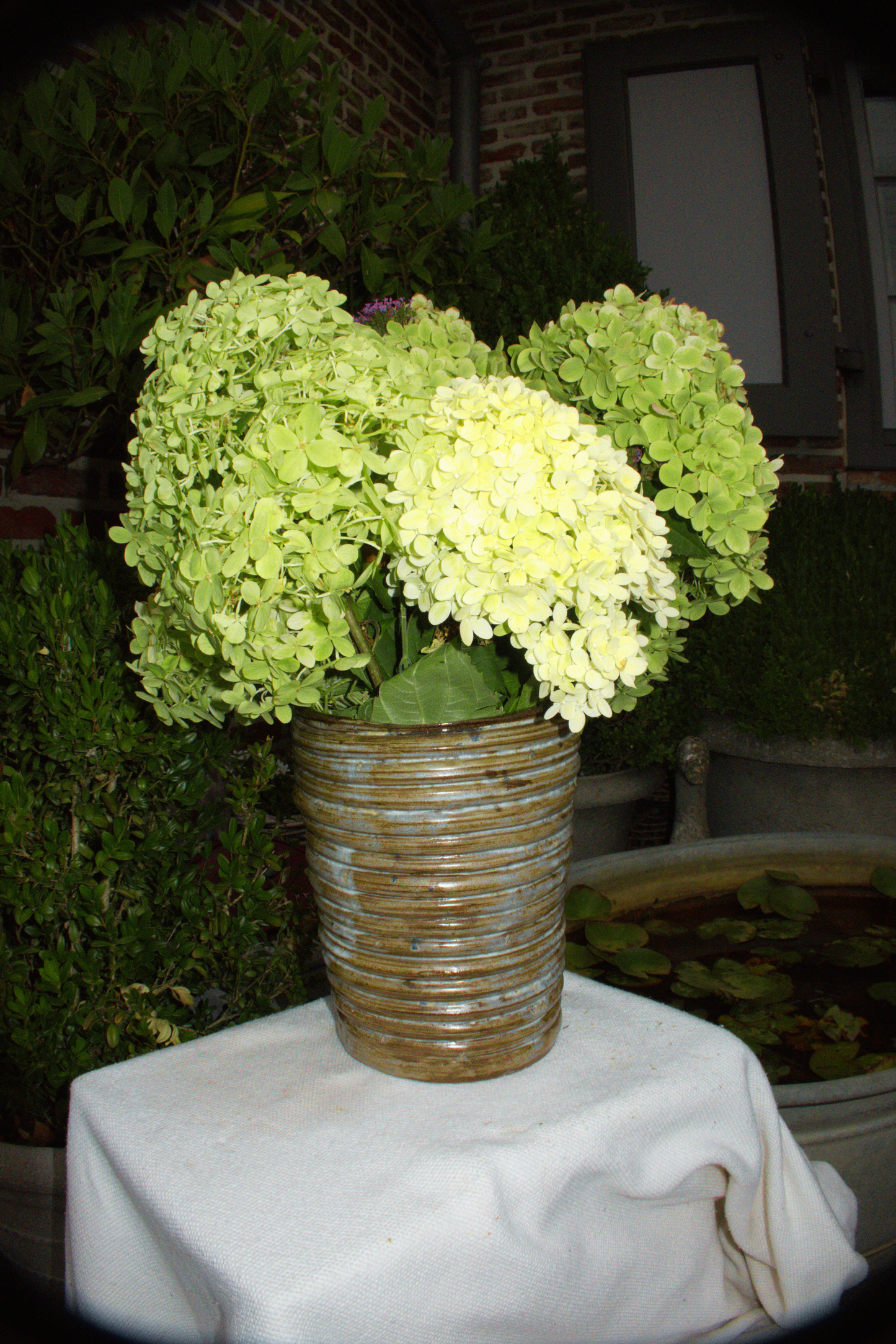 Ribbed Vase – Earth